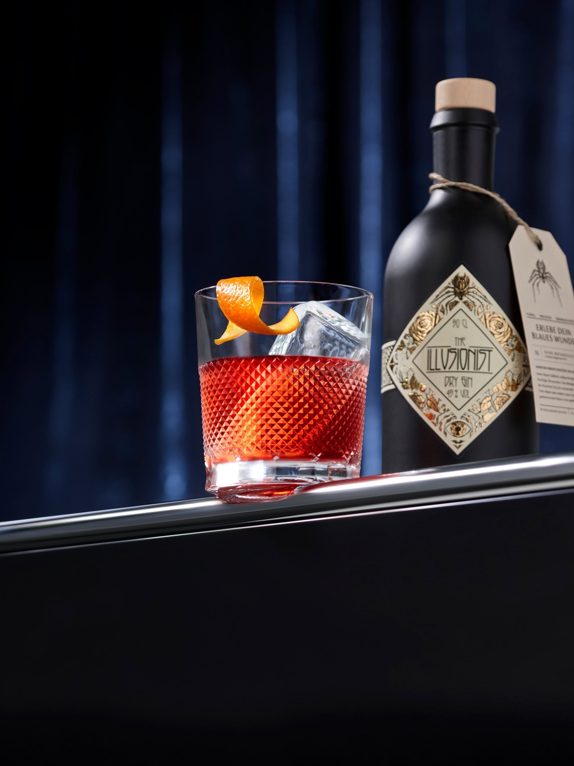 Negroni

    &ndash; The Illusionist Distillery